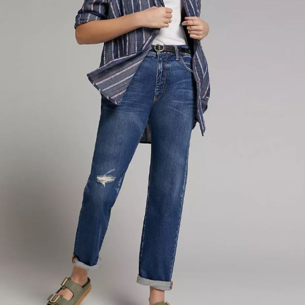 Pilcro The Borrowed Boyfriend Dark Wash Jean Size 29